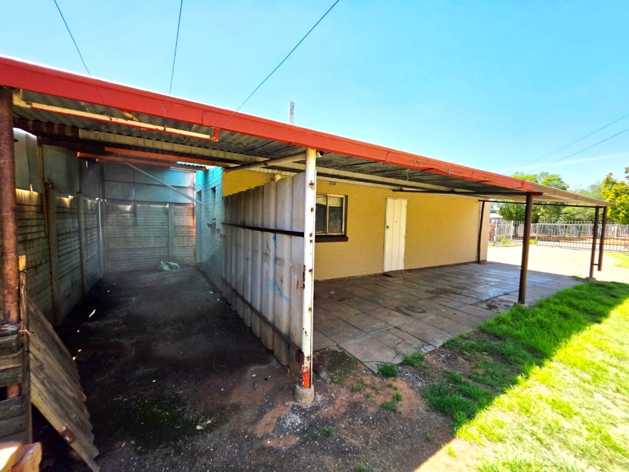 3 Bedroom Property for Sale in Hospitaalpark Free State